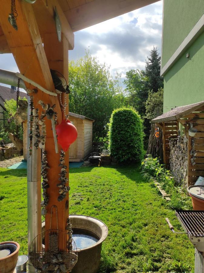 Schoene Gemuetliche Ferienwohnung Am Saaleradweg Grosseutersdorf Bagian luar foto